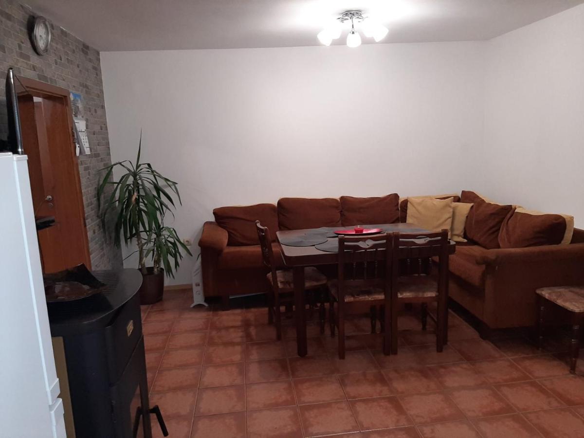 Къща За Гости Градина Aheloy Exterior foto