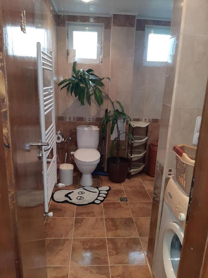 Къща За Гости Градина Aheloy Exterior foto
